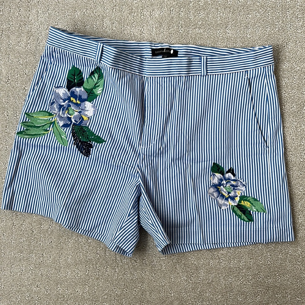 Banana Republic | Floral Seersucker Short